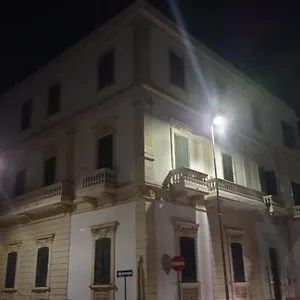 Rudiae Palace In Apartamento Lecce
